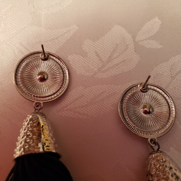 Women's Earrings 3 Pair, Blue w/Tassel 5" Long, Pearl Stud, Silver Studs NWT - Picture 7 of 8